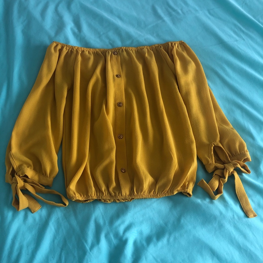 Strapless, Long Sleeve, Yellow Top